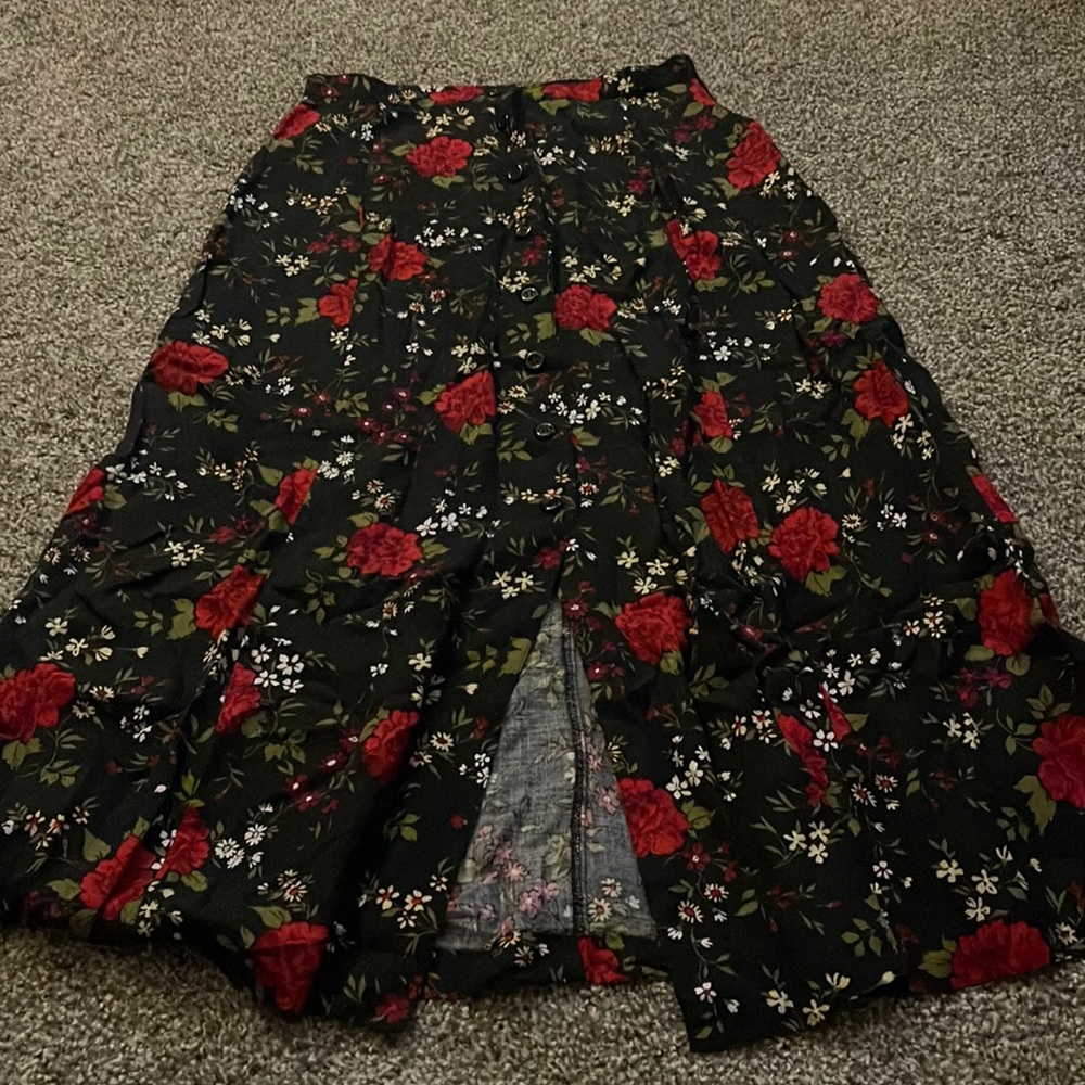 Vintage floral button up slit skirt